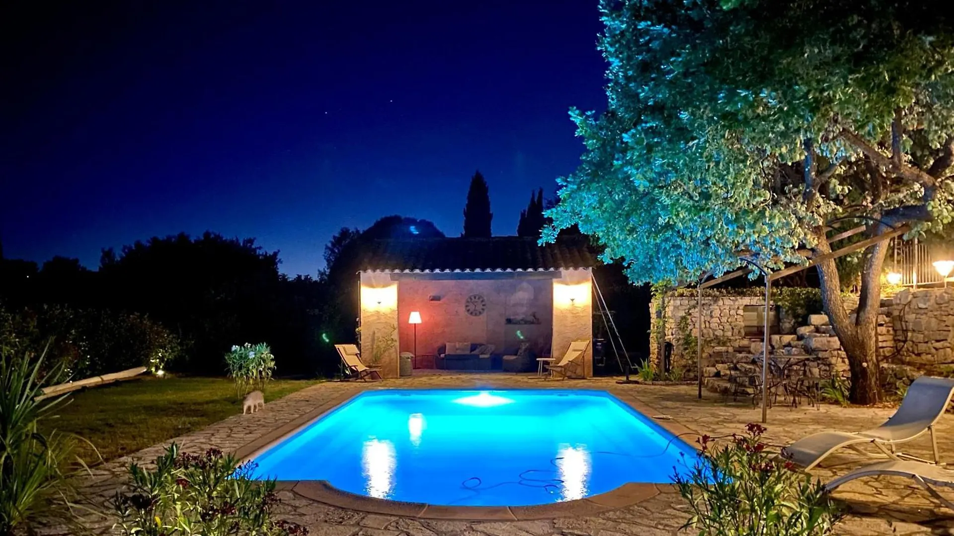 Les Santolines Bed & Breakfast Lorgues 0*,  France
