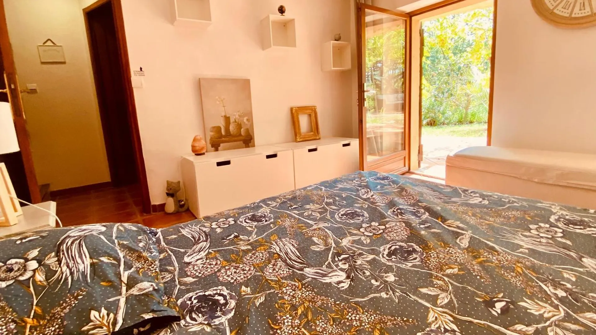 Les Santolines Bed & Breakfast Lorgues